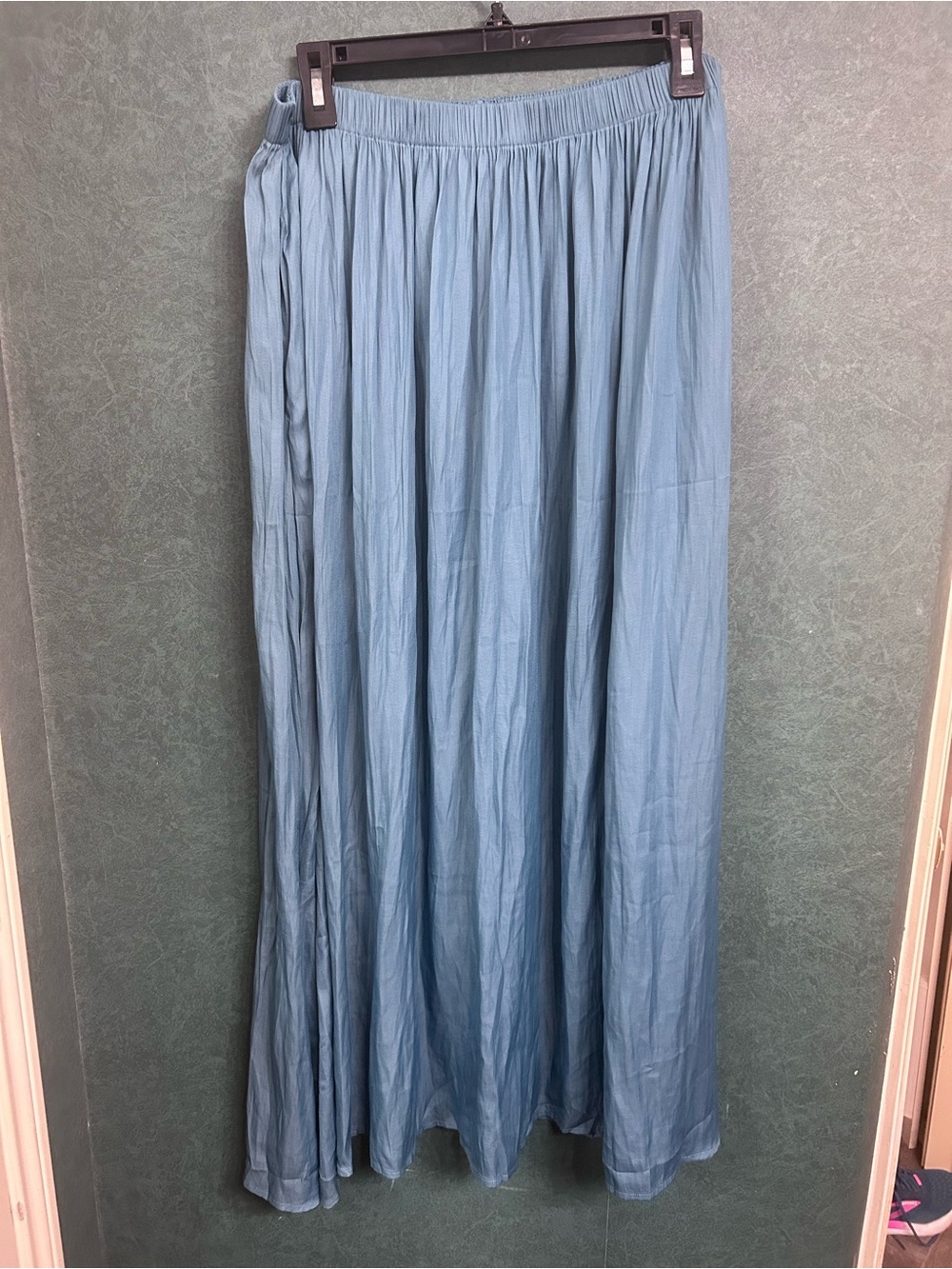 NEOT Kori L Teal Flowing Maxi Skirt